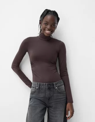Body de manga larga con cuello alto