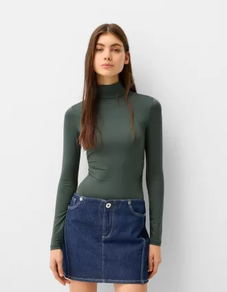 Body de manga larga con cuello alto