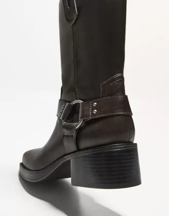 Botas biker planas a media pantorrilla