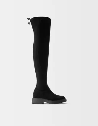 Botas planas hasta la rodilla