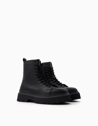 Botines con cordones para hombre suela track