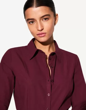 Camisa ajustada con mangas acampanadas