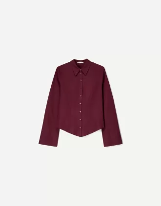 Camisa ajustada con mangas acampanadas