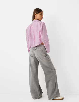 Camisa cropped de popelina con bolsillo