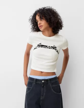 Camiseta ajustada Metallica de manga corta
