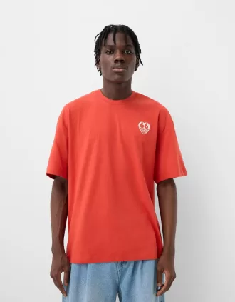 Camiseta bordada de manga corta de ajuste relajado