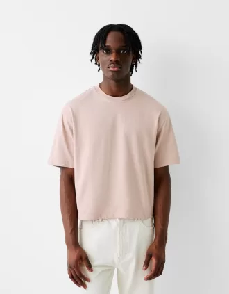 Camiseta cropped de manga corta con corte boxy