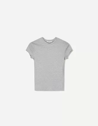 Camiseta de manga corta con cuello redondo