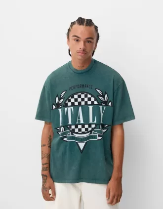 Camiseta efecto desgastado de manga corta con estampado