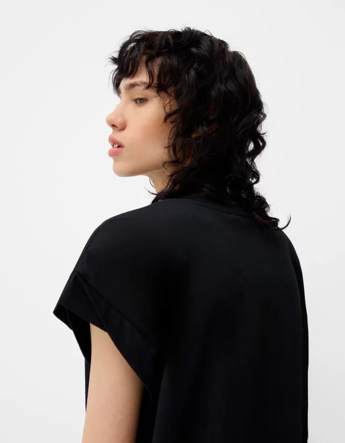 Camiseta estampada sin mangas