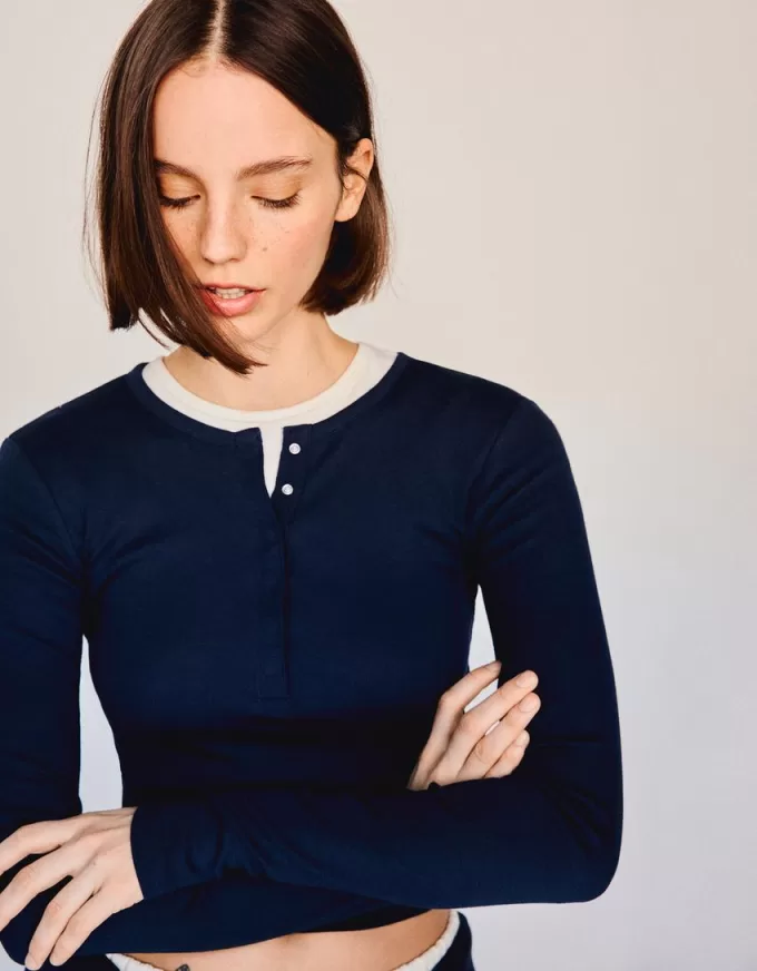 Camiseta henley de manga larga