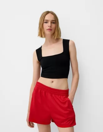 Camiseta sin mangas con escote cuadrado