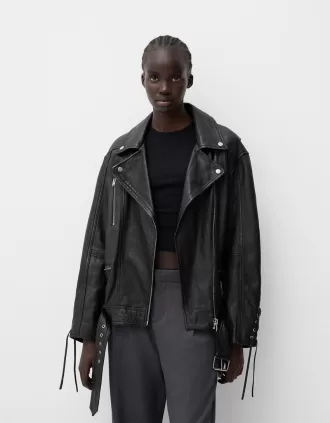 Cazadora biker de piel con detalle de lazo