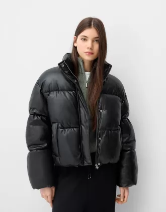 Chaqueta acolchada de piel sintética