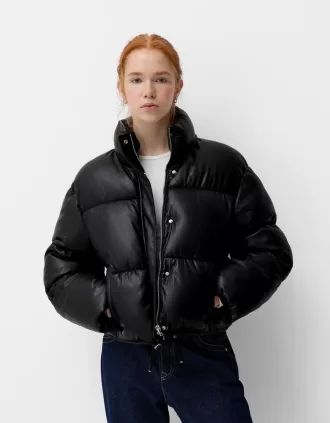 Chaqueta acolchada de piel sintética