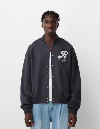 Chaqueta bomber universitaria