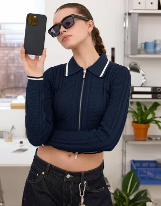 Chaqueta con cremallera y cuello polo de punto trenzado