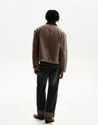 Chaqueta con cuello en contraste