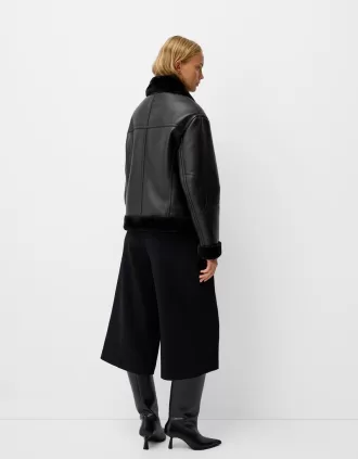 Chaqueta doble faz pelo sintético