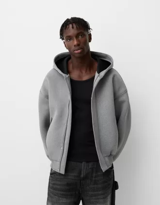Chaqueta técnica con capucha