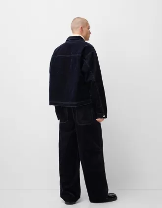 Chaqueta vaquera con bolsillos