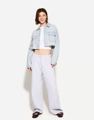 Chaqueta vaquera corta