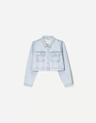 Chaqueta vaquera corta