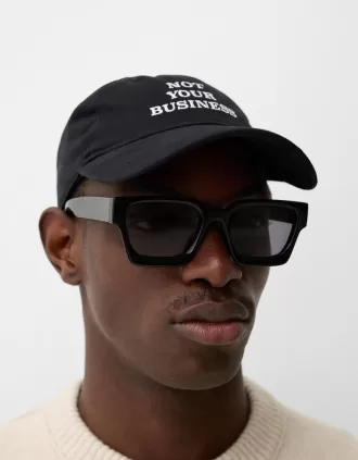 Gorra bordada