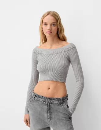 Jersey con cuello en V y hombros descubiertos