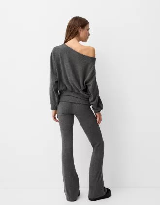 Jersey cuello asimétrico tacto suave