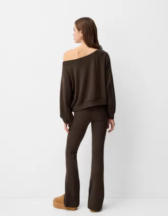 Jersey cuello asimétrico tacto suave