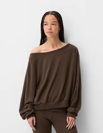 Jersey cuello asimétrico tacto suave