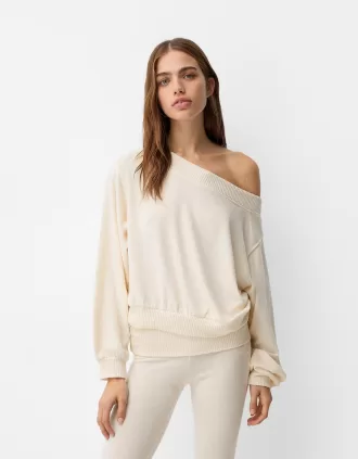 Jersey cuello asimétrico tacto suave