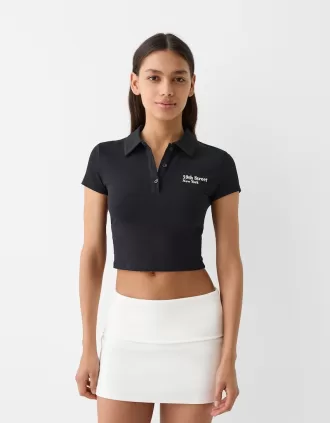 Minifalda con pliegues en la cintura