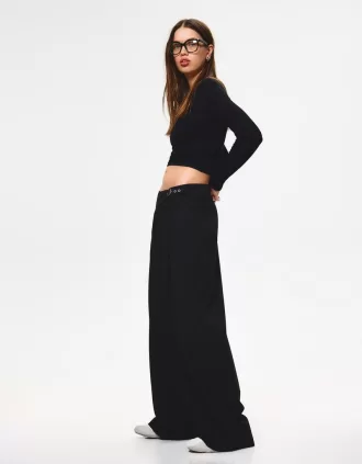Pantalón pinzas hebilla