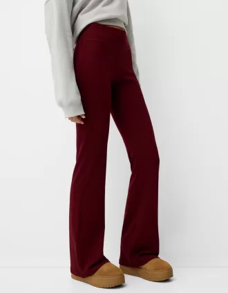 Pantalones acampanados con cintura de canalé