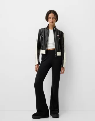 Pantalones acampanados con cintura de canalé