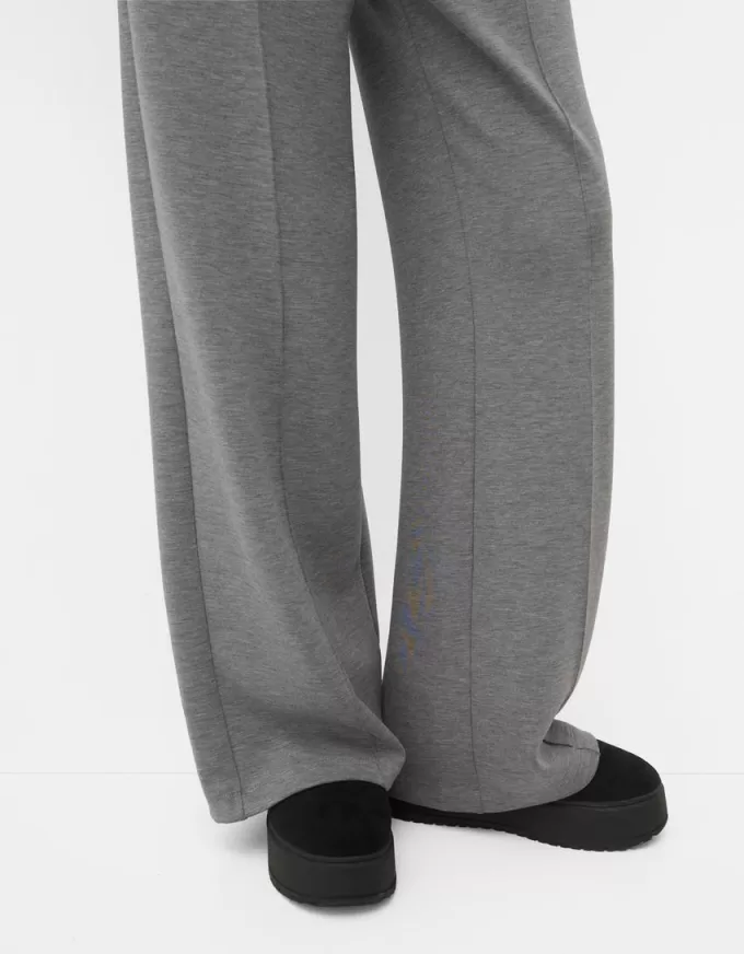 Pantalones anchos de tacto suave