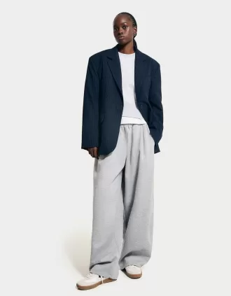 Pantalones anchos suaves