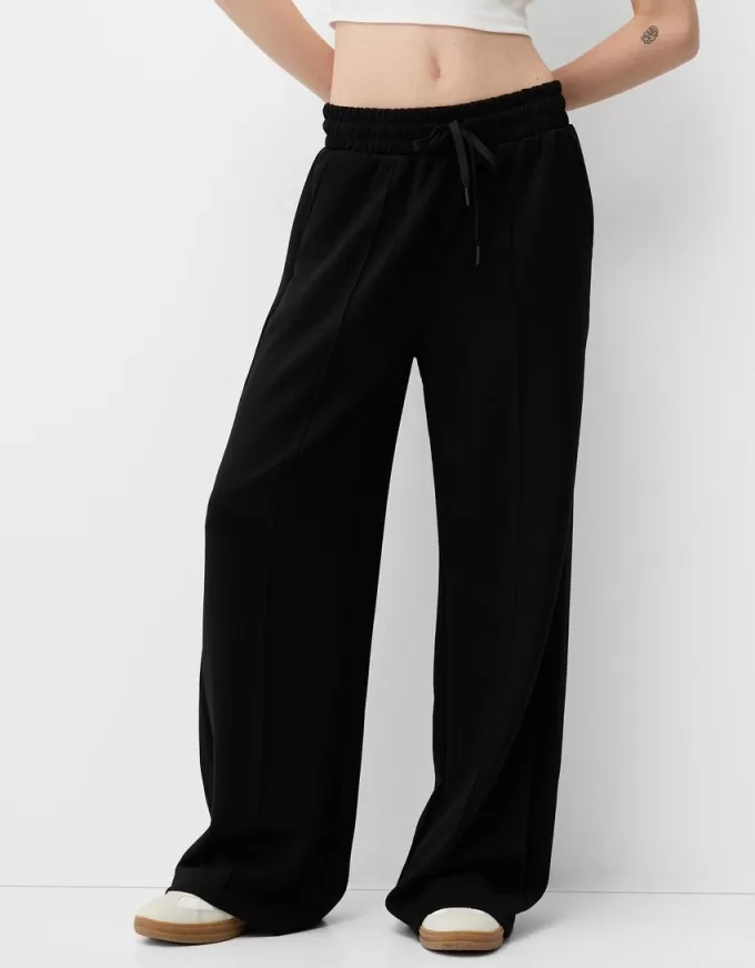 Pantalones anchos suaves