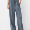 Pantalones anchos suaves