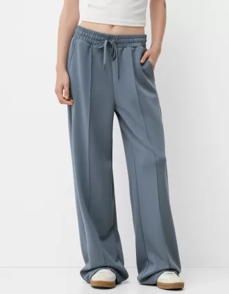 Pantalones anchos suaves