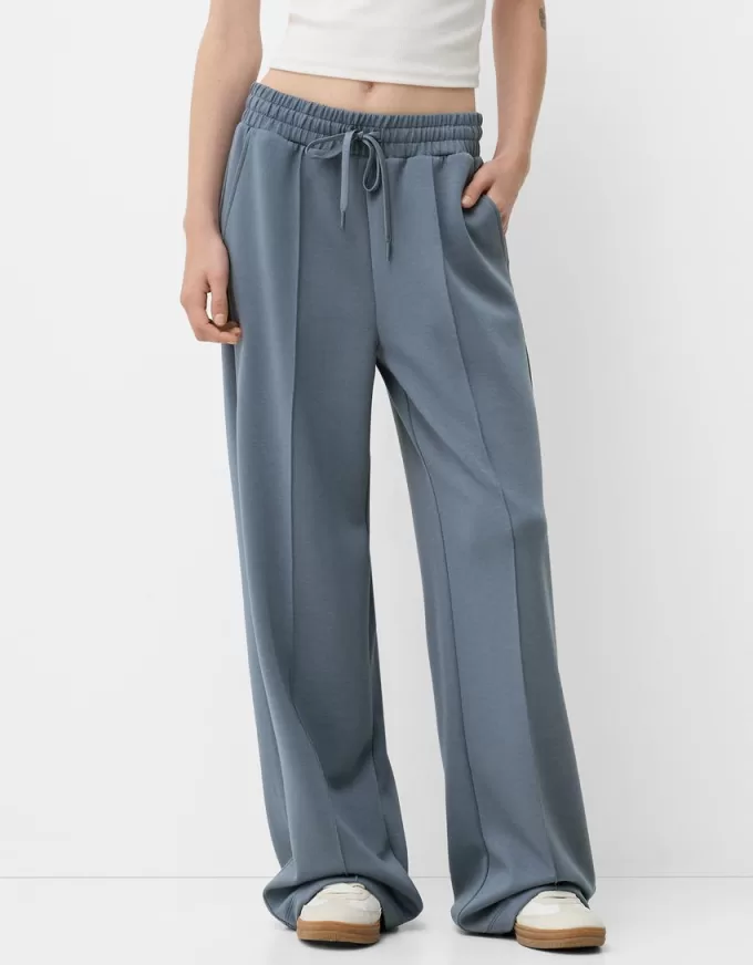 Pantalones anchos suaves