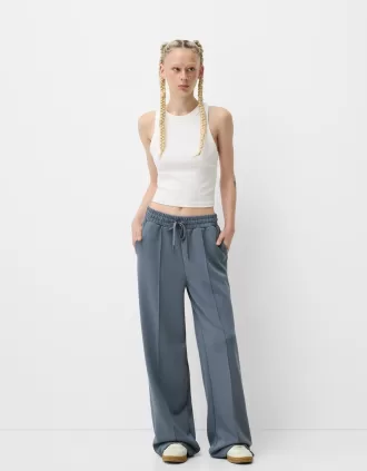 Pantalones anchos suaves