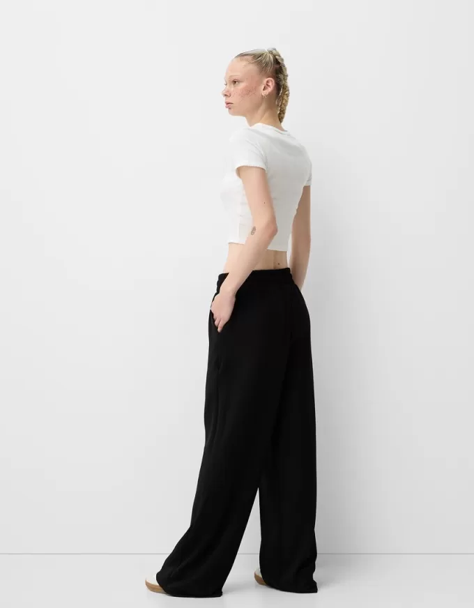 Pantalones anchos suaves