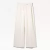 Pantalones anchos suaves