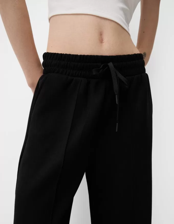 Pantalones anchos suaves