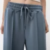 Pantalones anchos suaves