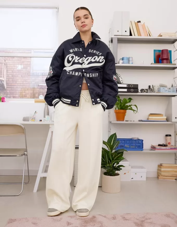 Pantalones anchos suaves