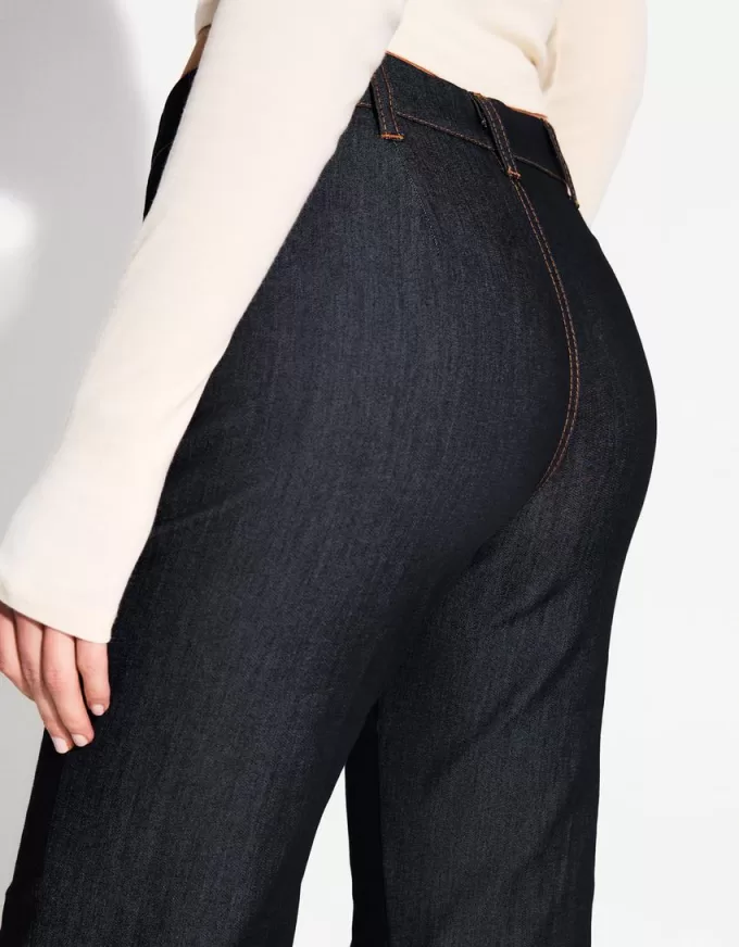 Pantalones boot-cut de talle bajo